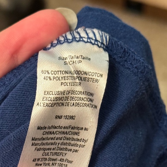 The Office -greetings from Scranton blue tshirt, size small - Picture 4 of 7